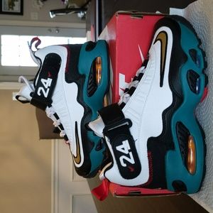 Nike Air Griffey Max 1 (PS)  Size 3Y